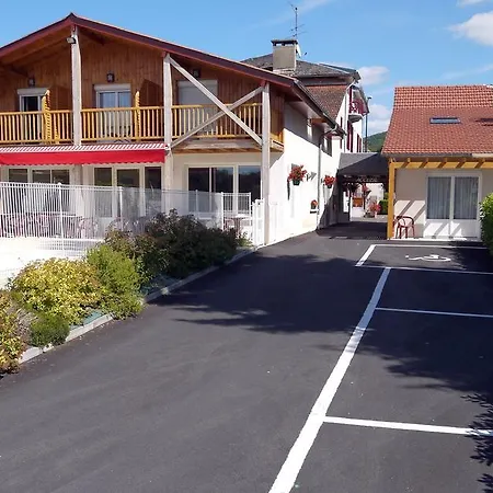 Le Prado Hotel