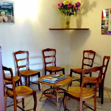 Le Prado Hotel