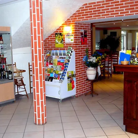 Le Prado Hotel